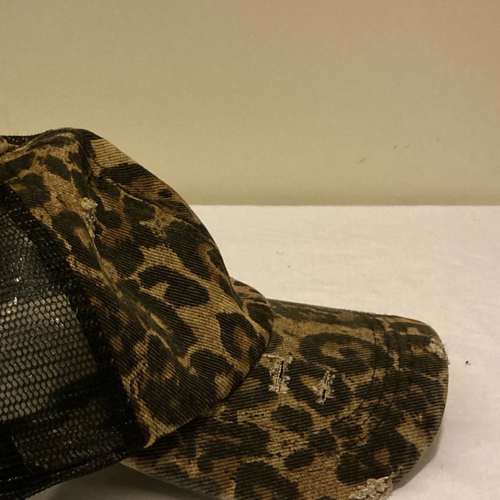 Leopard Print Distressed Mesh Back Cap - Picture 3 of 5